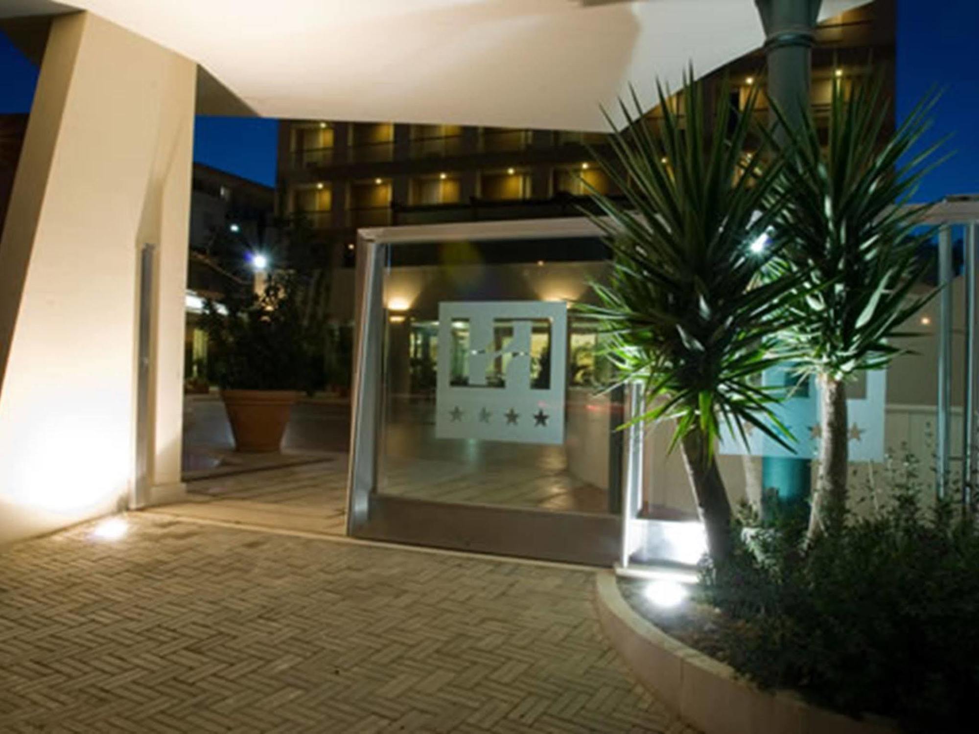 Palace Hotel Matera Exterior photo